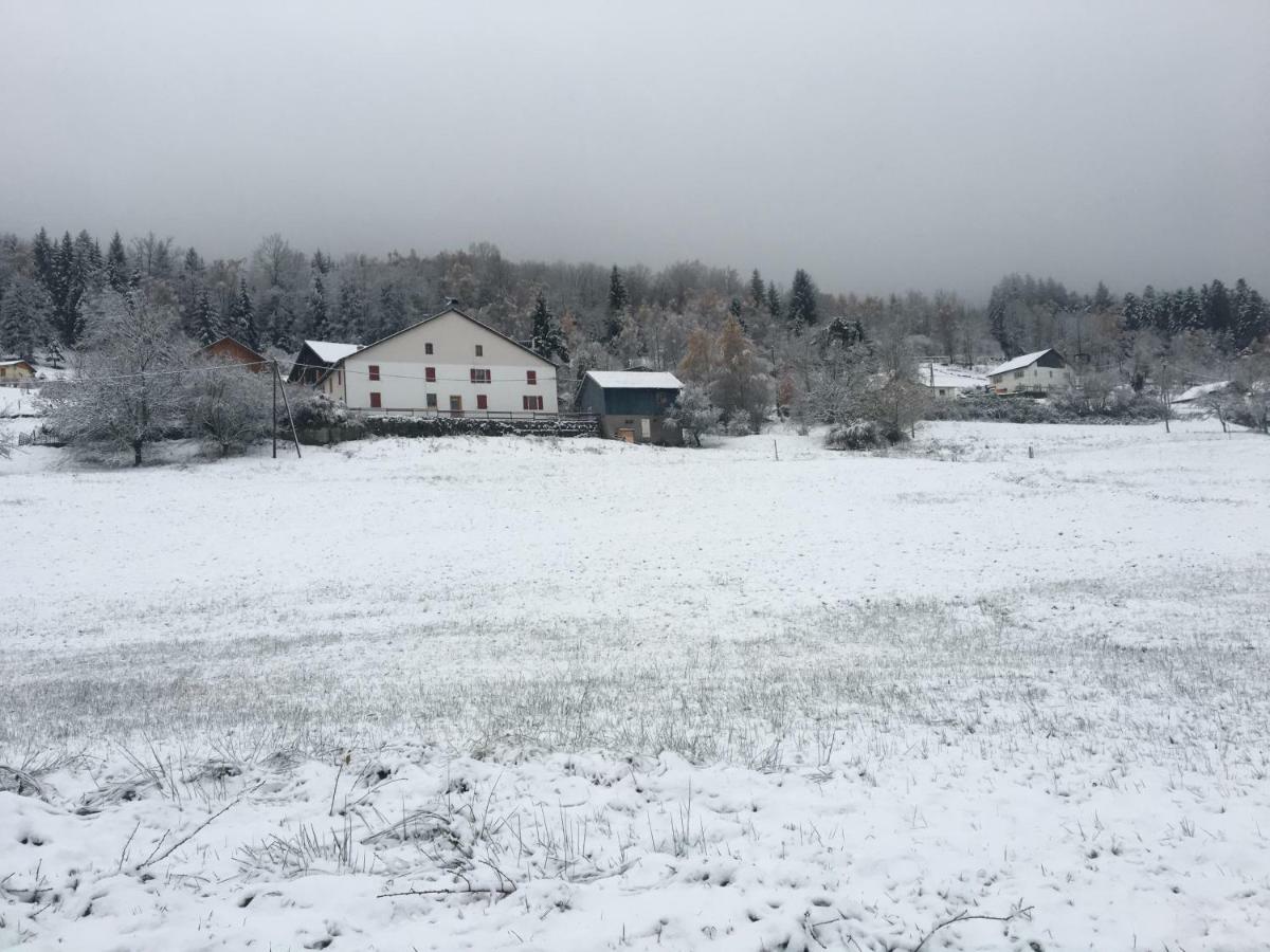 Les Gites Du Kula Rochesson Buitenkant foto